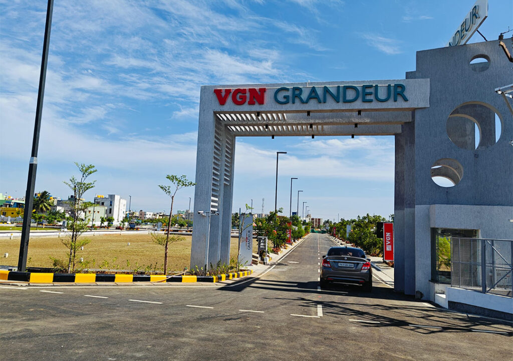 VGN Grandeur gate