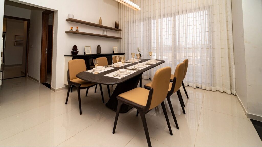 2BHK DINING TABLE
